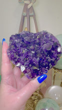 Load and play video in Gallery viewer, Large Amethyst Heart