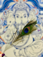 Load image into Gallery viewer, Peacock Feather